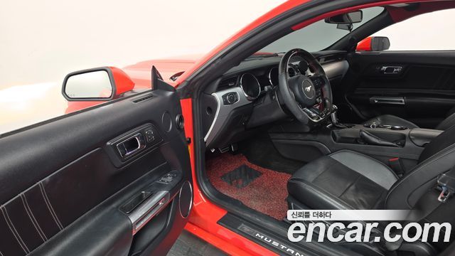 Ford Mustang 2015 — photo 10
