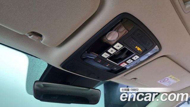 Kia Canival 2022 — photo 23