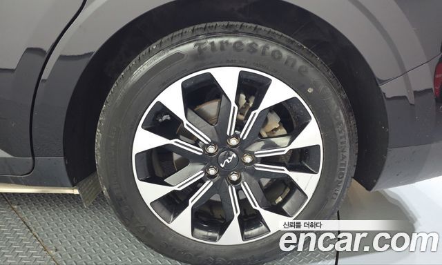 Kia Canival 2022 — photo 7