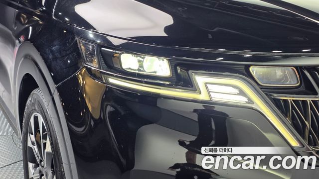 Kia Canival 2022 — photo 8