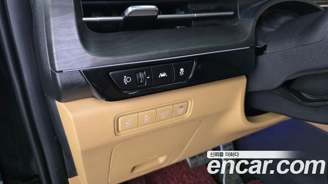 Kia Canival 2022 — photo 29