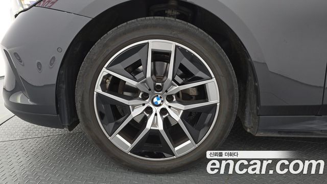 BMW 5-Series 2024 — photo 5