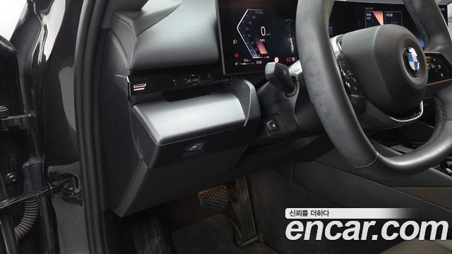 BMW 5-Series 2024 — photo 19