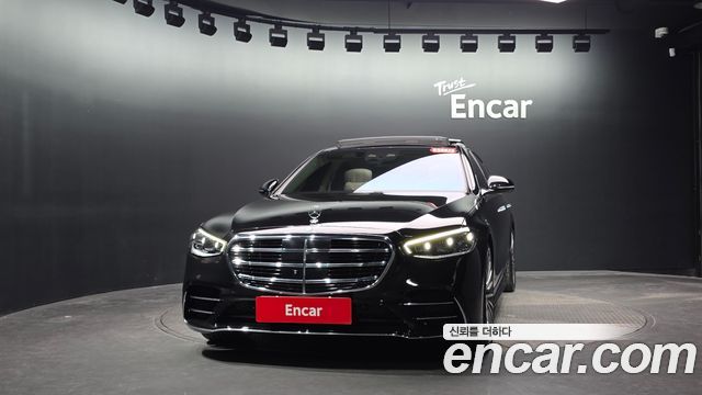 Mercedes-Benz S-Class 2023 — photo 3