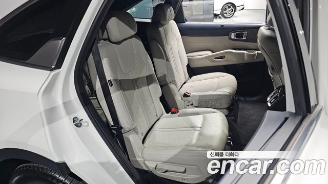Kia Sorento 2024 — photo 17