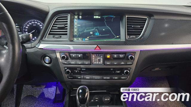 Hyundai Genesis 2016 — photo 19