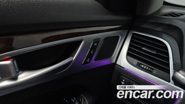 Hyundai Genesis 2016 — photo 28
