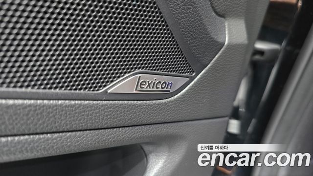 Hyundai Genesis 2016 — photo 32