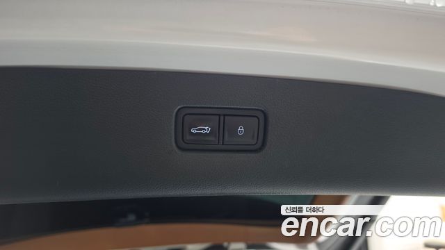 Genesis GV80 2024 — photo 35