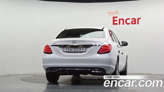 Mercedes-Benz C-Class 2016 — photo 4