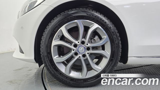 Mercedes-Benz C-Class 2016 — photo 5