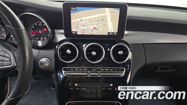 Mercedes-Benz C-Class 2016 — photo 14