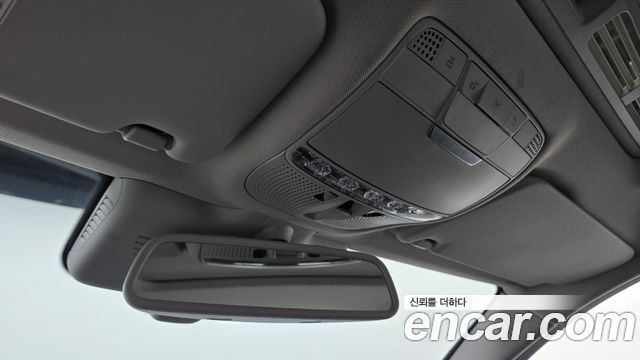 Mercedes-Benz C-Class 2016 — photo 18