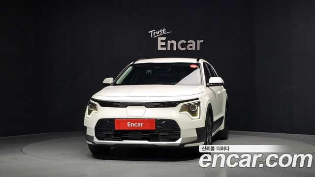 Kia Niro 2023 — photo 3