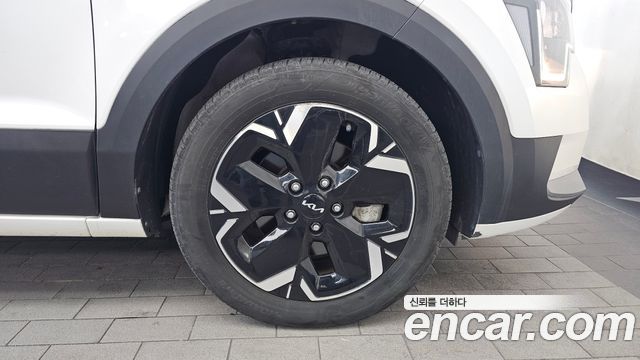 Kia Niro 2023 — photo 7