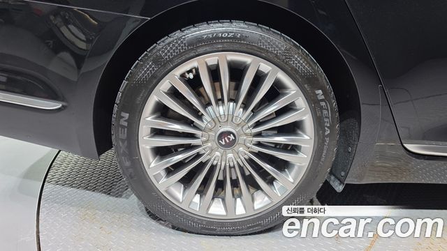 Kia K9 2019 — photo 5