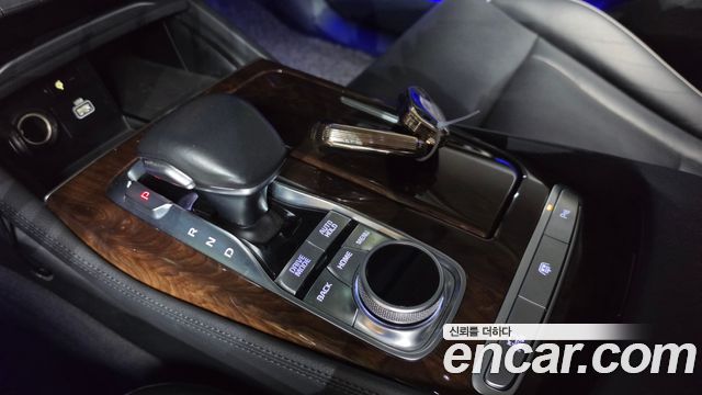 Kia K9 2019 — photo 12