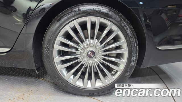 Kia K9 2019 — photo 7
