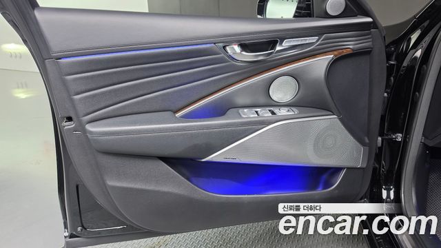 Kia K9 2019 — photo 14