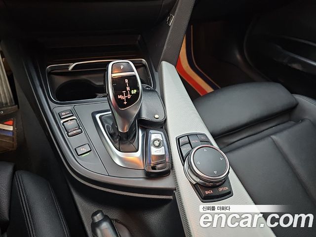 BMW 3-Series 2016 — photo 8