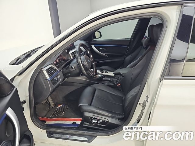 BMW 3-Series 2016 — photo 11