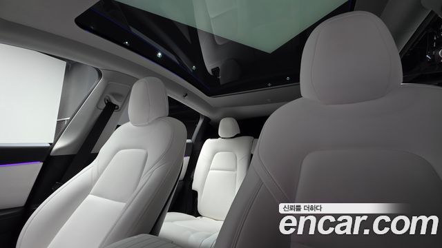 Tesla Model Y 2021 — photo 25