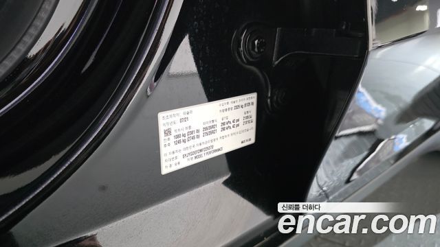 Tesla Model Y 2021 — photo 27