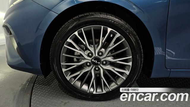 Kia K3 2022 — photo 5
