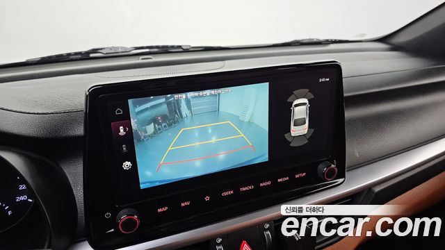Kia K3 2022 — photo 21