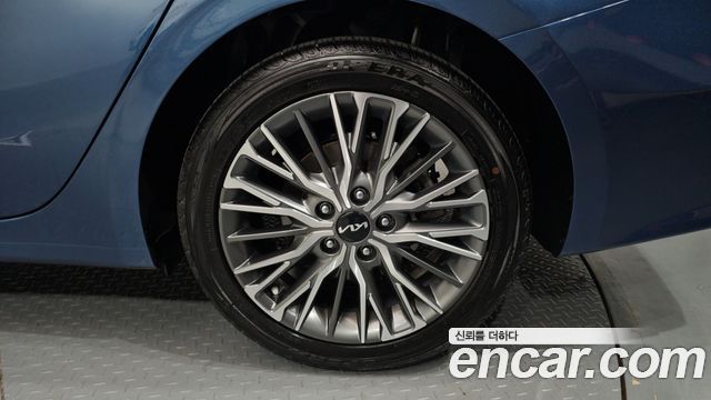 Kia K3 2022 — photo 7