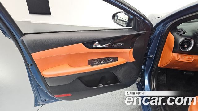 Kia K3 2022 — photo 14