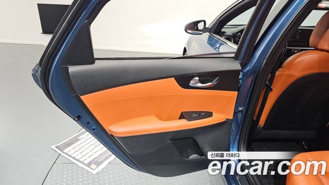 Kia K3 2022 — photo 15