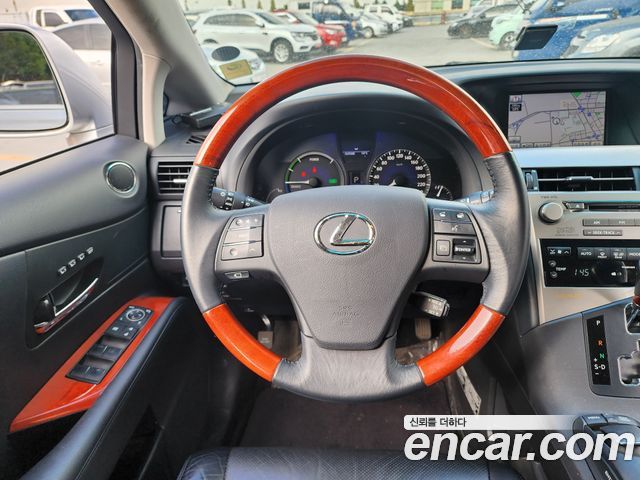 Lexus RX 2011 — photo 9