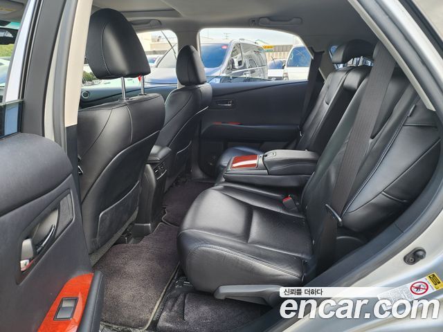 Lexus RX 2011 — photo 12