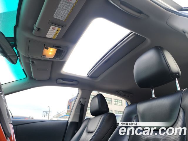 Lexus RX 2011 — photo 13