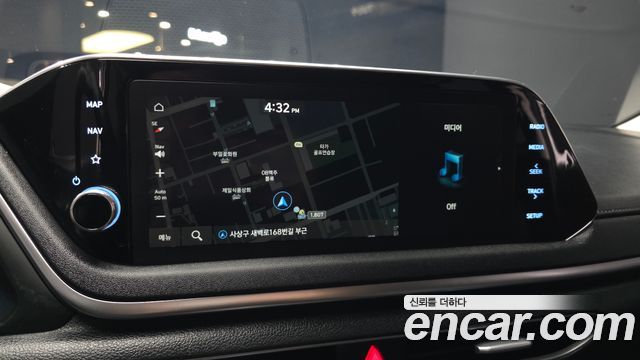 Hyundai Sonata 2022 — photo 20