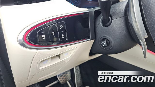 Genesis GV70 2023 — photo 26