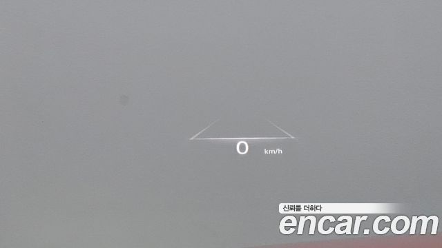 Genesis GV70 2023 — photo 31