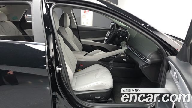 Hyundai AVANTE 2023 — photo 17