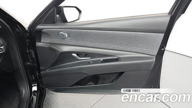 Hyundai AVANTE 2023 — photo 14