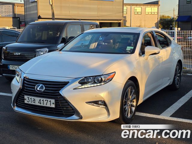 Lexus ES 2016 — photo 2