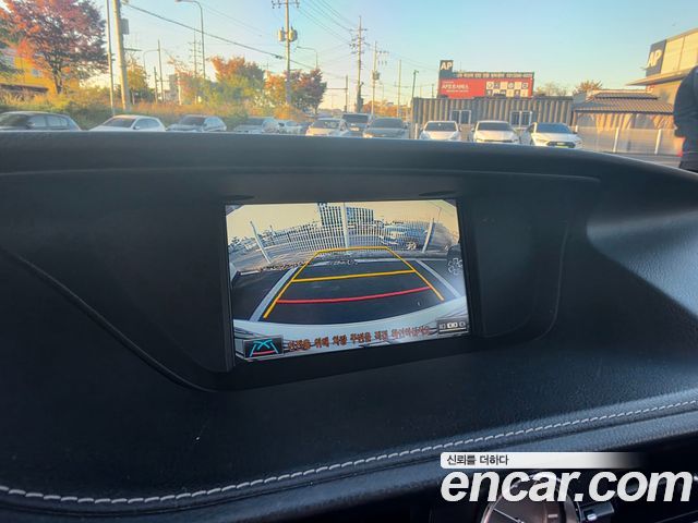 Lexus ES 2016 — photo 11