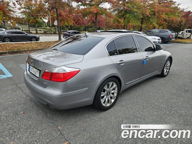 Hyundai Genesis 2008 — photo 2