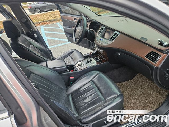 Hyundai Genesis 2008 — photo 7