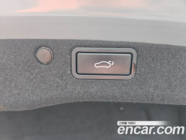 Hyundai Genesis 2008 — photo 18