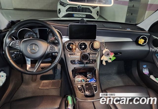 Mercedes-Benz C-Class 2017 — photo 3