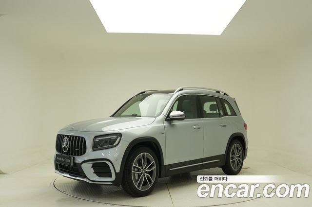 Mercedes-Benz GLB-Class 2026 — photo 1