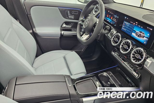 Mercedes-Benz GLB-Class 2026 — photo 14