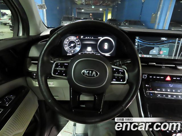 Kia Canival 2021 — photo 9
