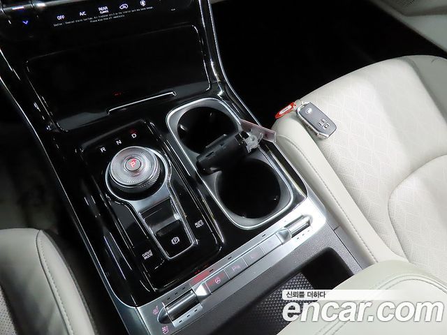 Kia Canival 2021 — photo 12